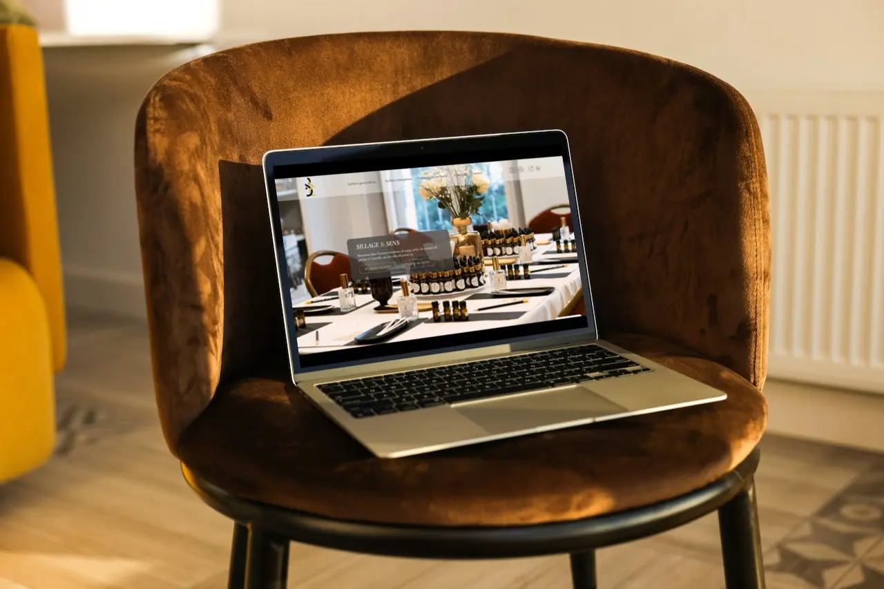 smartmockups_ls8yj02h